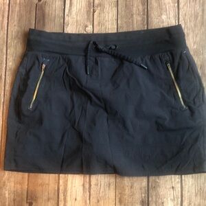 Athleta Black Trekkie North Skort Sz 12
